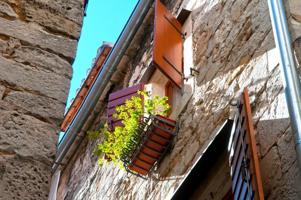 Apartments Salvezani Split Bagian luar foto