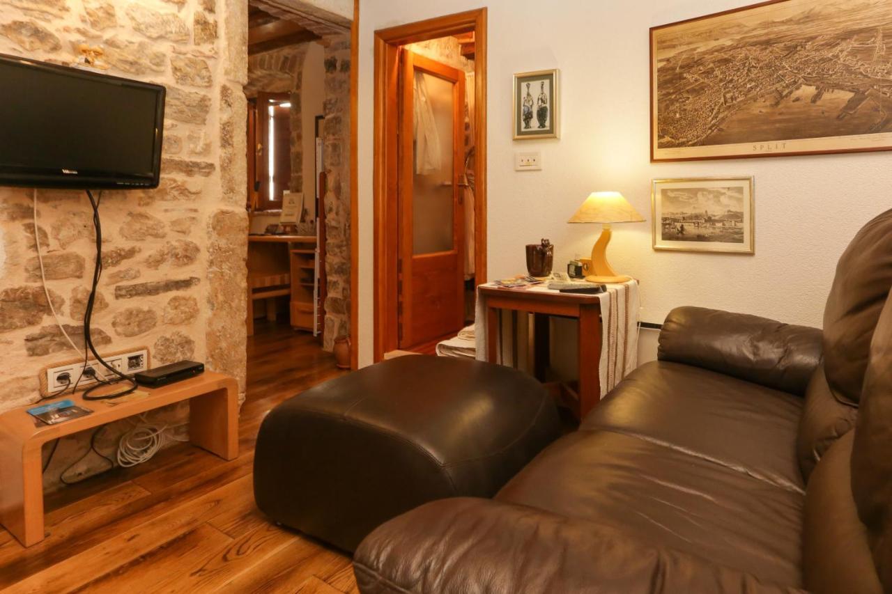 Apartments Salvezani Split Bagian luar foto