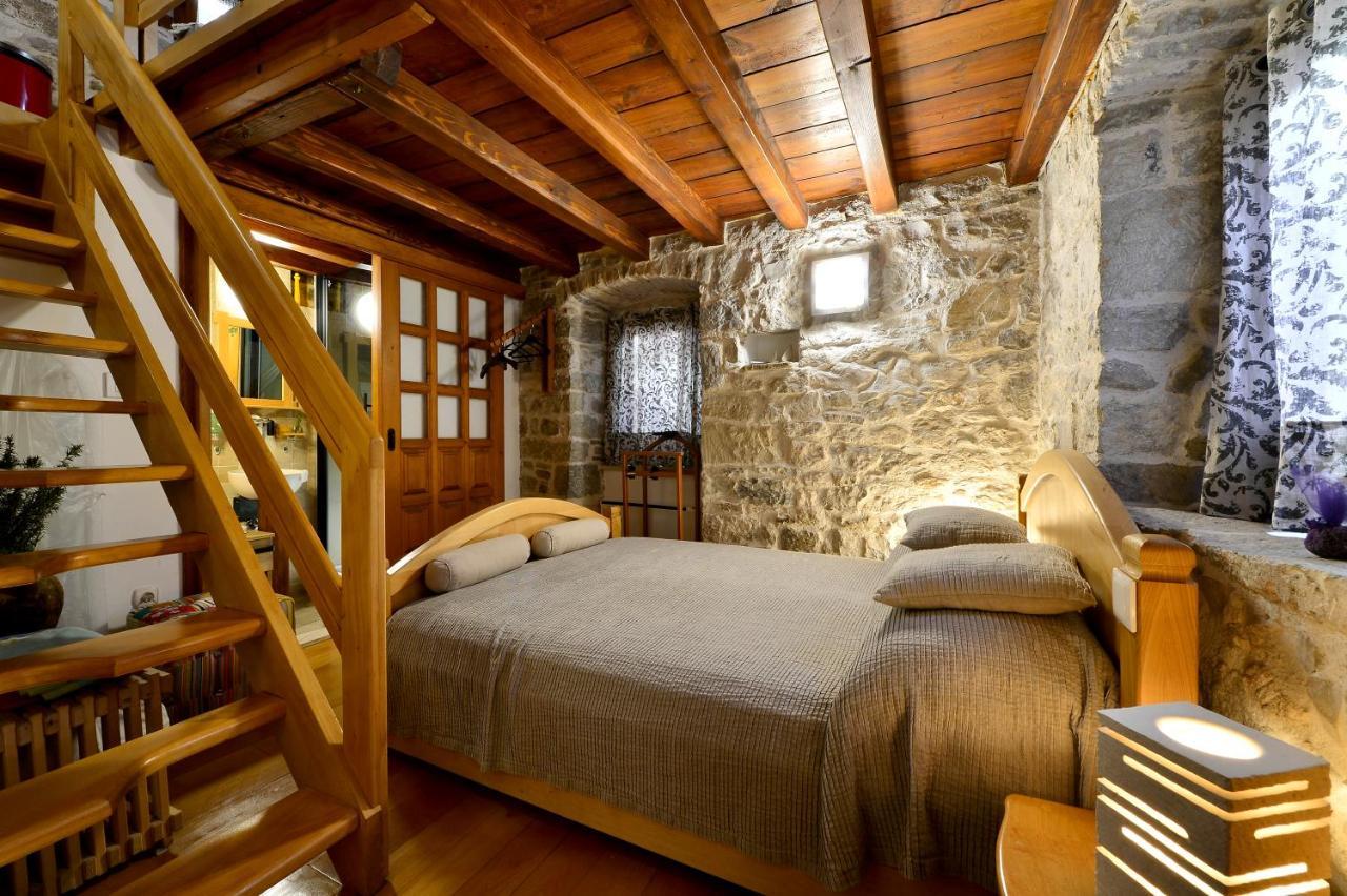 Apartments Salvezani Split Bagian luar foto